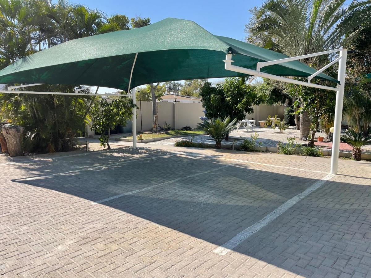 Ry Courtyard Hotel Oshakati Ngoại thất bức ảnh